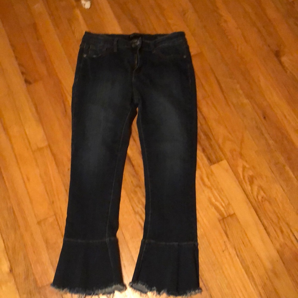 Excellent condition cropped flare fit